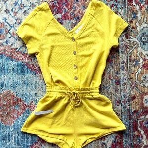 Two Piece Blouse and Shorts Set from Callahan